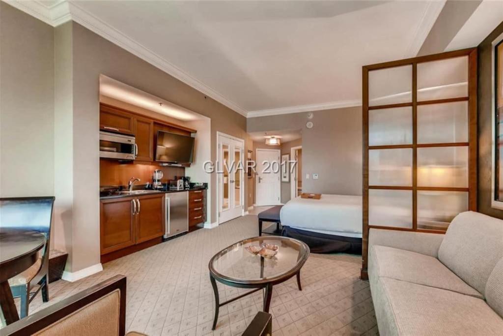 Mgm Signature Ph 30Th Floor Deluxe Studio Apartment Strip Facing With Balcony Лас Вегас Екстериор снимка